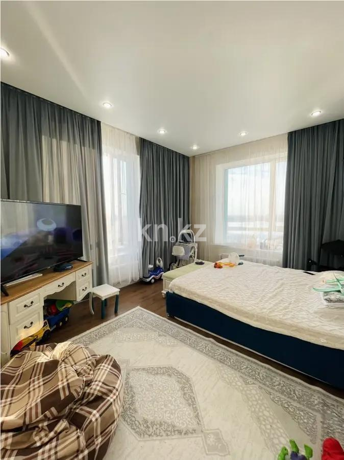 Продажа 3-комнатной квартиры, 60 м², ул. Айтматова, дом  77/6 в Астане