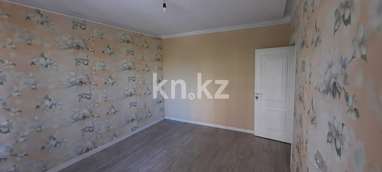 Продажа 3-комнатной квартиры, 83 м², пр. Строителей, дом  33/1 в Караганде - фото 3