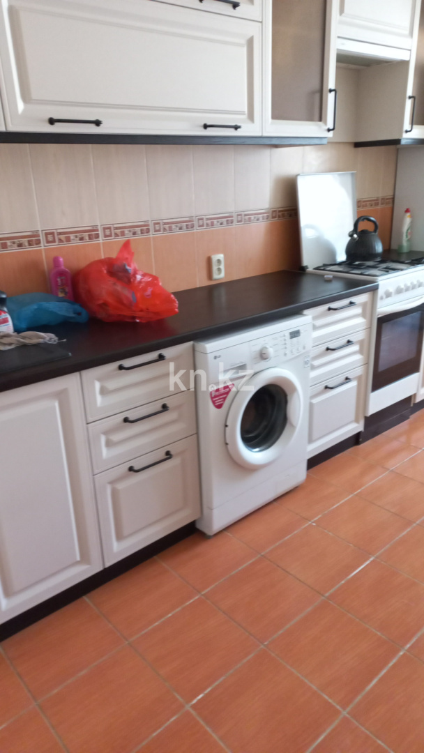 Продажа 1-комнатной квартиры, 48.2 м² в Актобе - фото 3
