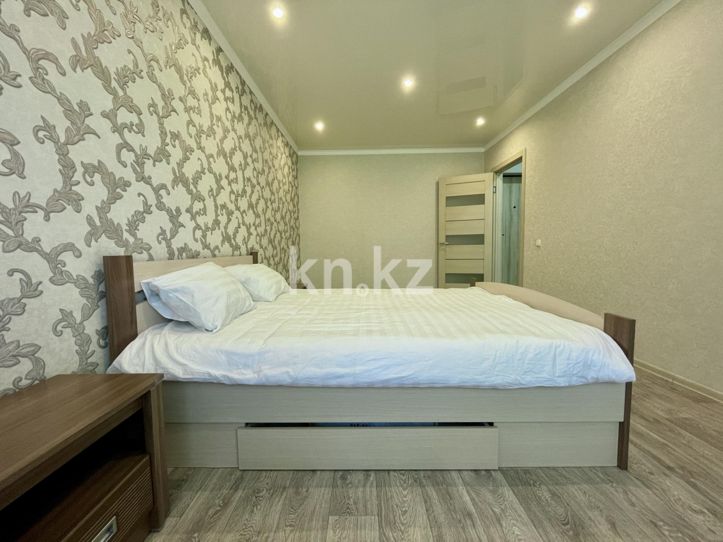 Аренда 1-комнатной квартиры посуточно, 1 м², Абая, дом  35 в Петропавловске - фото 8