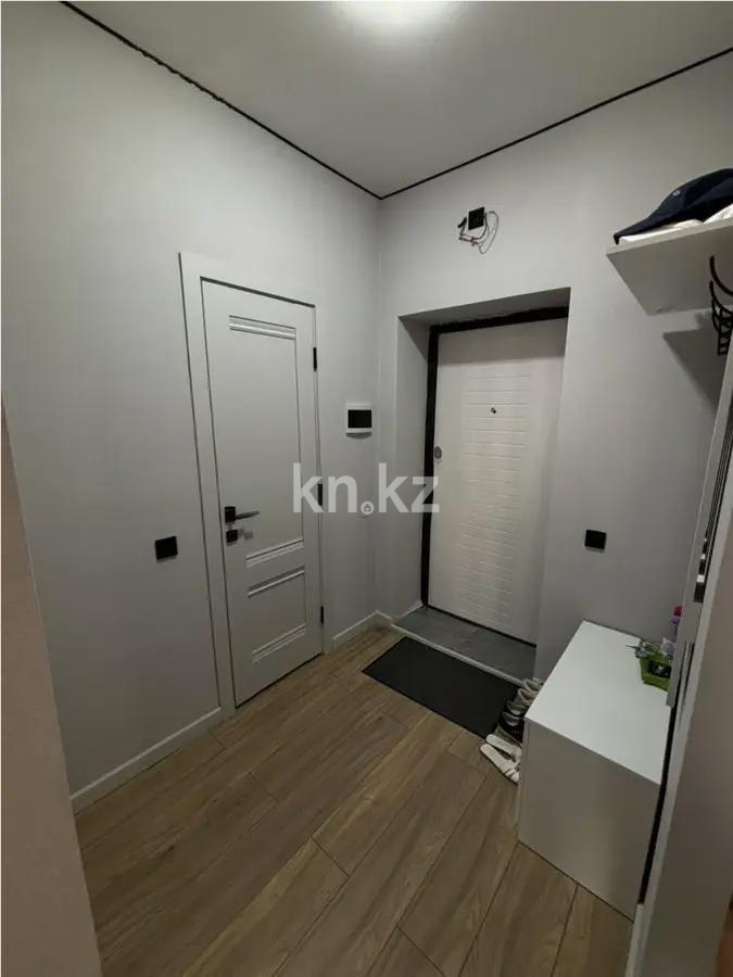 Продажа 1-комнатной квартиры, 38 м², ул. Е-810, дом  2/21 в Астане - фото 6