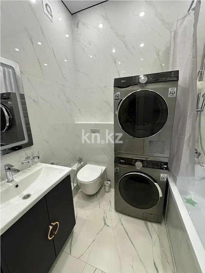 Продажа 3-комнатной квартиры, 79 м², ул. Е-669, дом  4 в Астане - фото 5