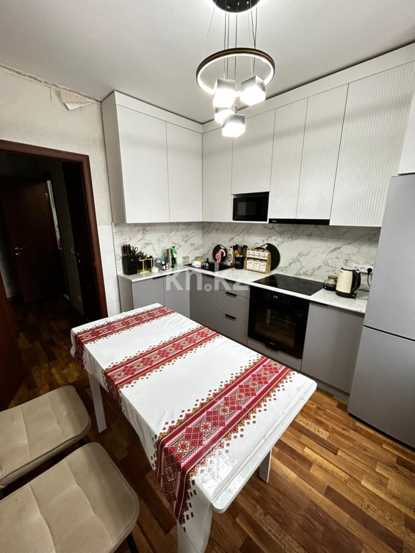 Продажа 2-комнатной квартиры, 54 м², мкр. Степной-2, дом  4/4 в Караганде - фото 5