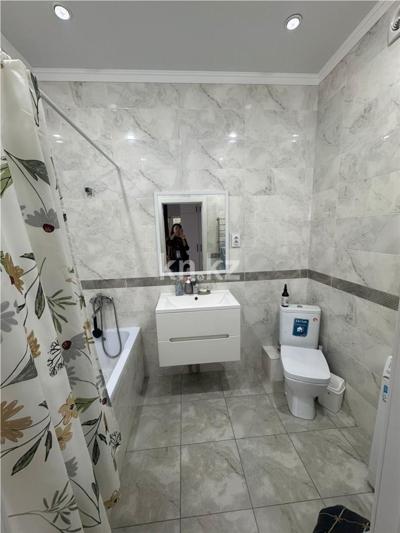 Продажа 2-комнатной квартиры, 60 м², ул. Асфендиярова в Астане - фото 11