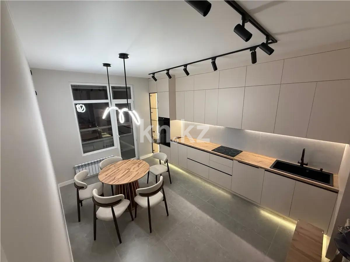 Продажа 3-комнатной квартиры, 111 м², ул. Утеген батыра, дом  11д в Алматы - фото 5