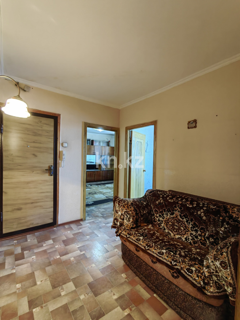 Продажа 3-комнатной квартиры, 64 м², мкр-н Степной-4, дом  7 в Караганде - фото 27