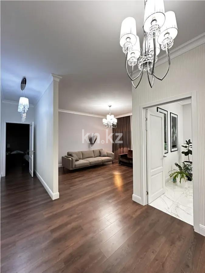 Продажа 2-комнатной квартиры, 92 м² в Астане