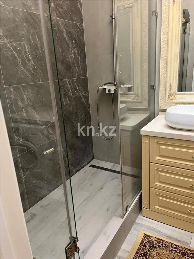 Продажа 2-комнатной квартиры, 45 м², пр. Кабанбай батыра, дом  4/2 в Астане - фото 3