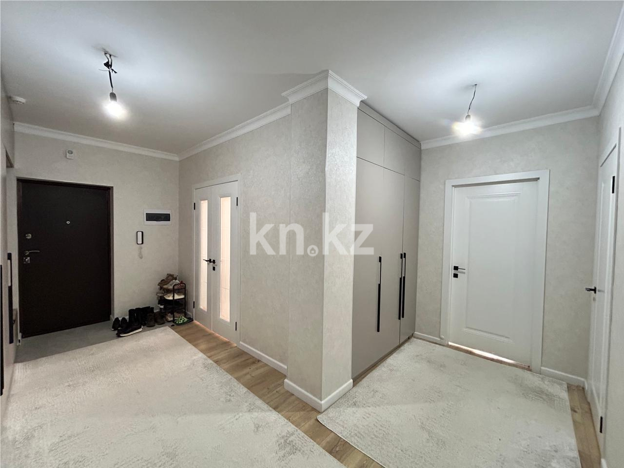 Продажа 2-комнатной квартиры, 77 м², ул. Кенесары в Астане - фото 15