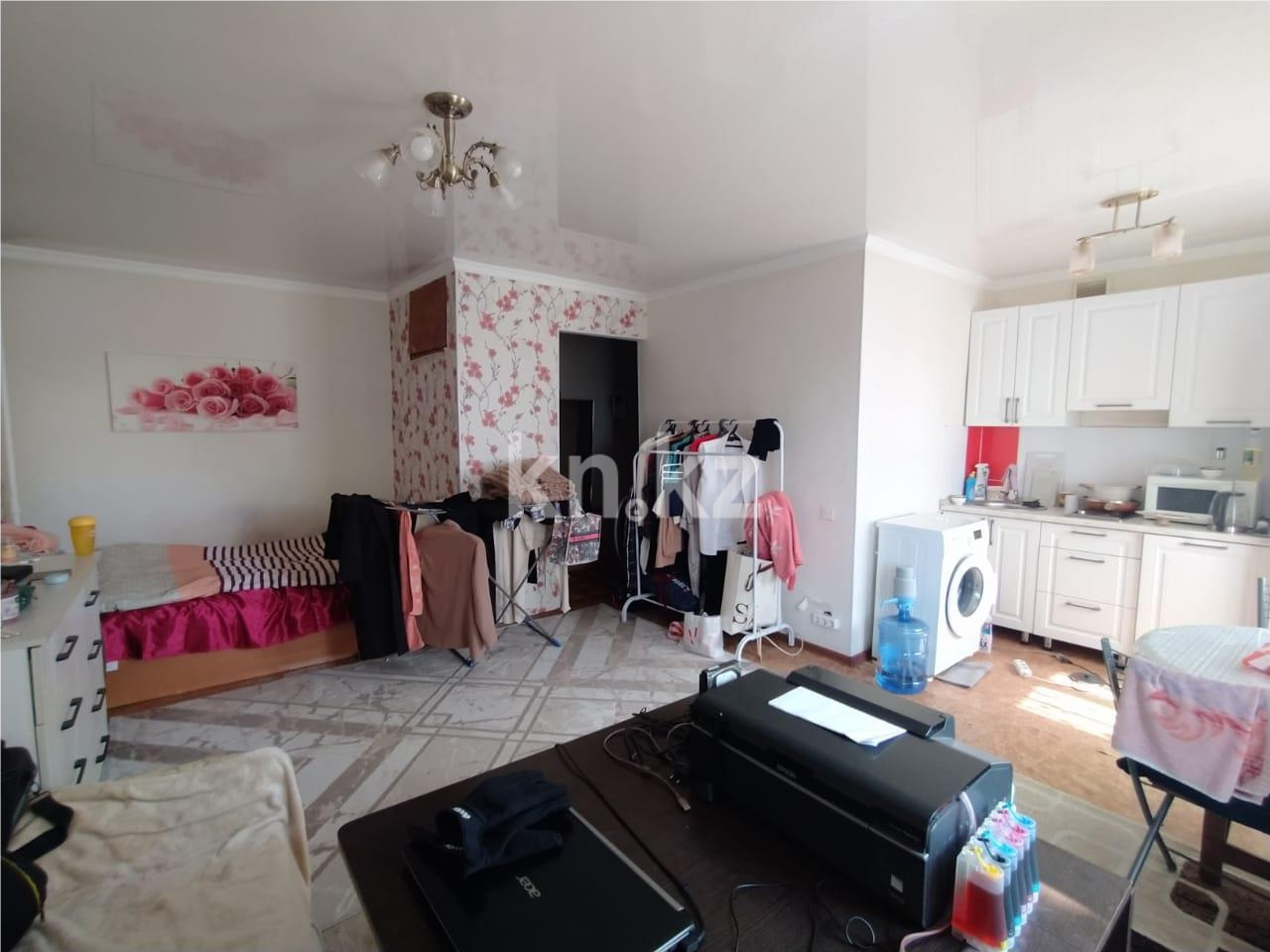 Продажа 1-комнатной квартиры, 30 м², ул. Ерубаева в Караганде - фото 3