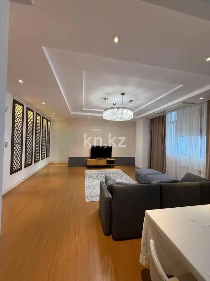 Продажа 4-комнатной квартиры, 174.8 м² в Астане