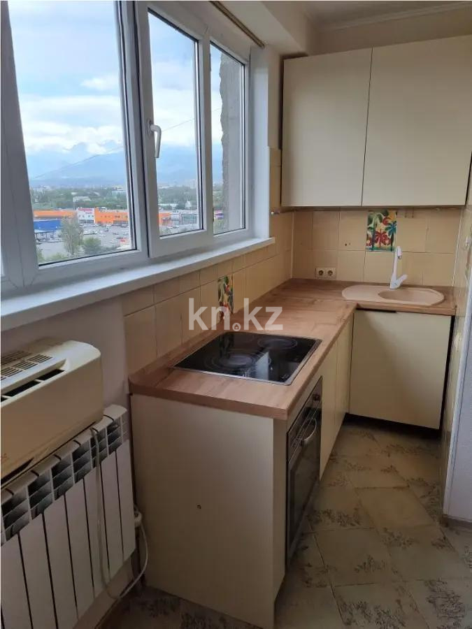 Продажа 3-комнатной квартиры, 60 м², мкр-н Аксай-1, дом  4б в Алматы - фото 3