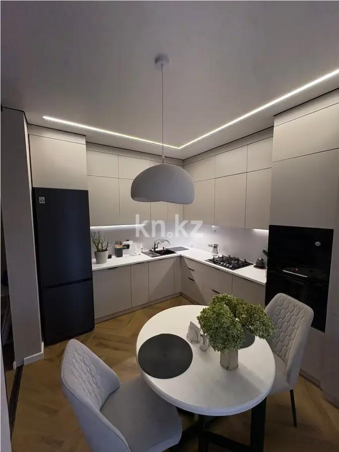 Продажа 3-комнатной квартиры, 90 м², ул. Халиуллина, дом  140/5 в Алматы - фото 4