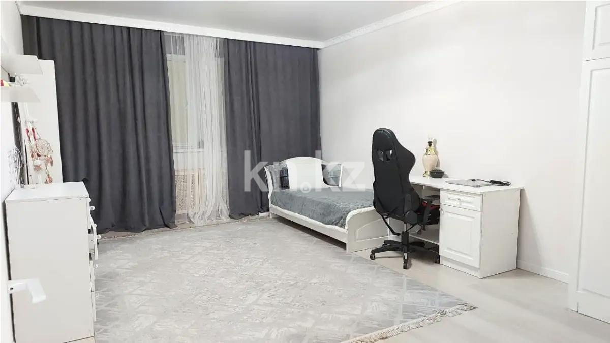 Продажа 4-комнатной квартиры, 145 м², ул. Жуалы, дом  1 в Алматы - фото 4