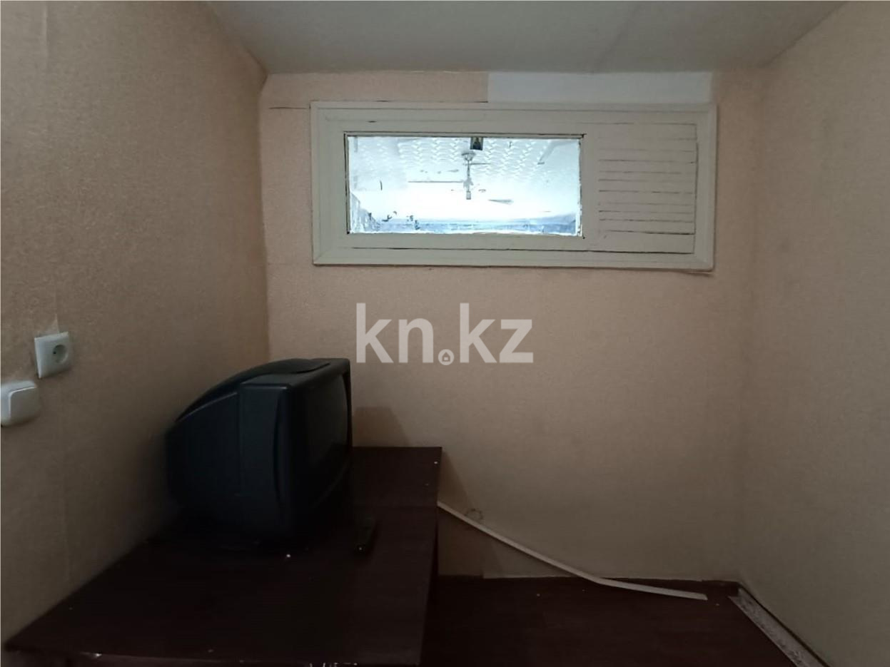 Продажа 2-комнатной квартиры, 43 м², мкр-н 16 в Караганде - фото 4