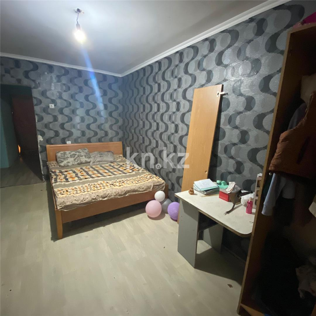 Продажа 3-комнатной квартиры, 63 м², мкр. Восток-2 в Караганде - фото 4