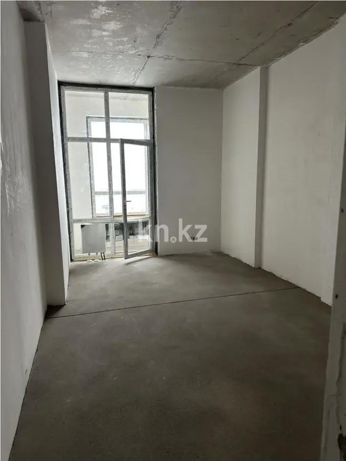 Продажа 4-комнатной квартиры, 132.5 м², ул. Толе би, дом  290/1 в Алматы - фото 3