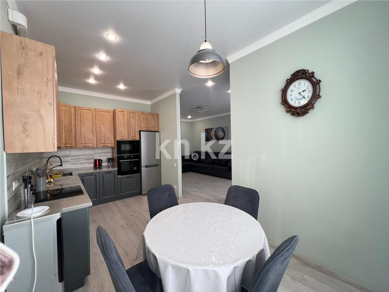 Продажа 2-комнатной квартиры, 63 м², мкр. Степной-3, дом  1/10 в Караганде - фото 10