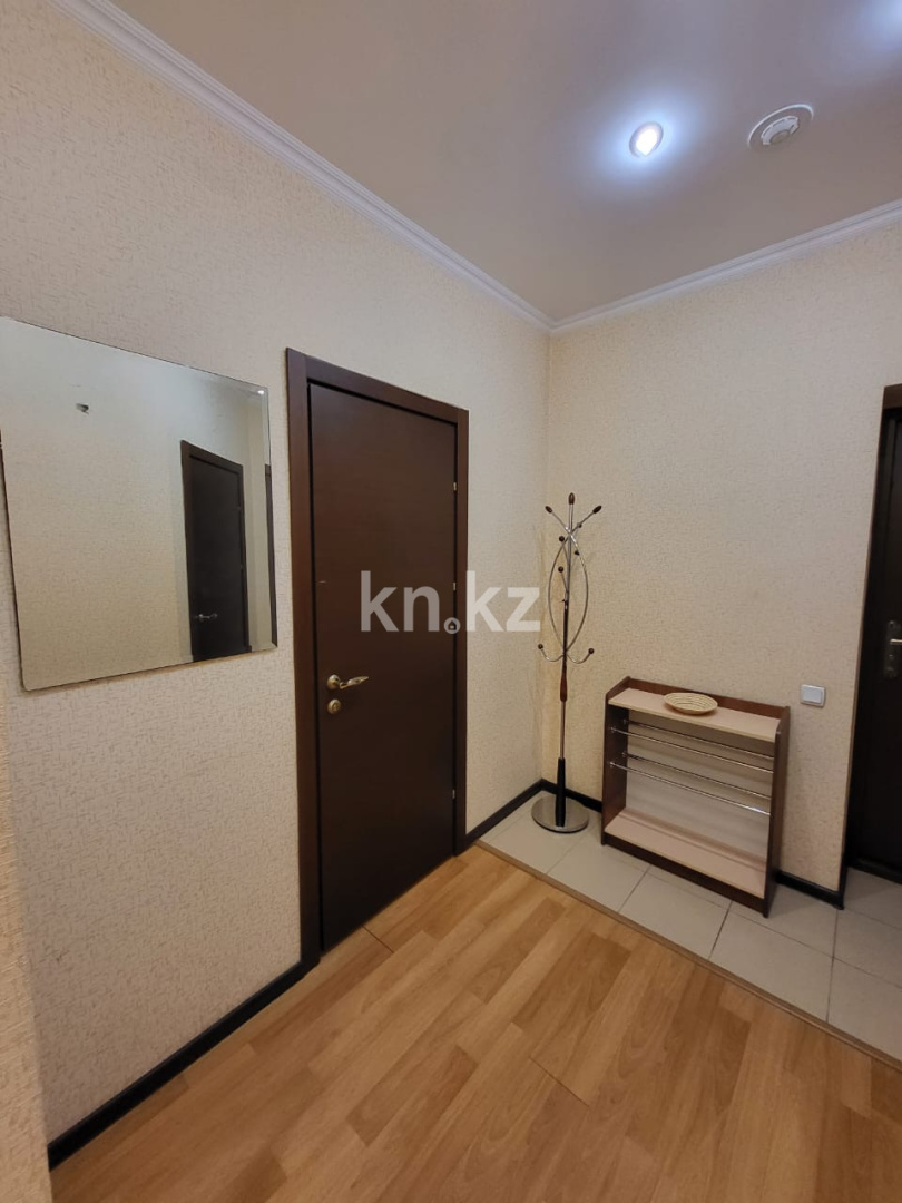 Аренда 1-комнатной квартиры, 50 м², ул. Ходжанова, дом  76 - пр. Аль-Фараби в Алматы - фото 21