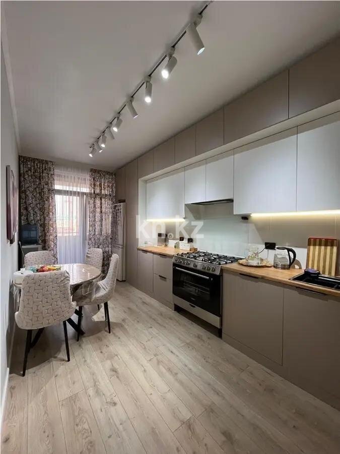 Продажа 3-комнатной квартиры, 64.3 м² в Алматы - фото 4