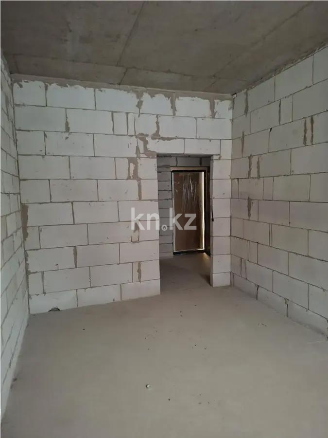 Продажа 1-комнатной квартиры, 40 м², ул. Бухар жырау, дом  32/1 в Астане - фото 3