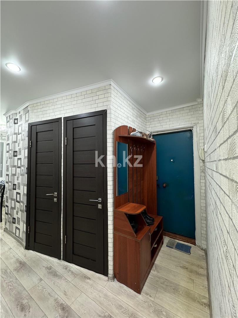 Продажа 2-комнатной квартиры, 44 м², мкр-н 16 в Караганде - фото 8