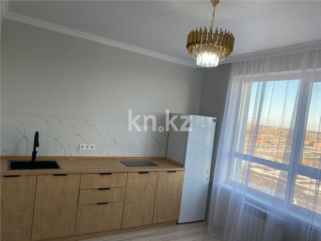Продажа 1-комнатной квартиры, 38 м², ул. Нажимеденова в Астане - фото 4