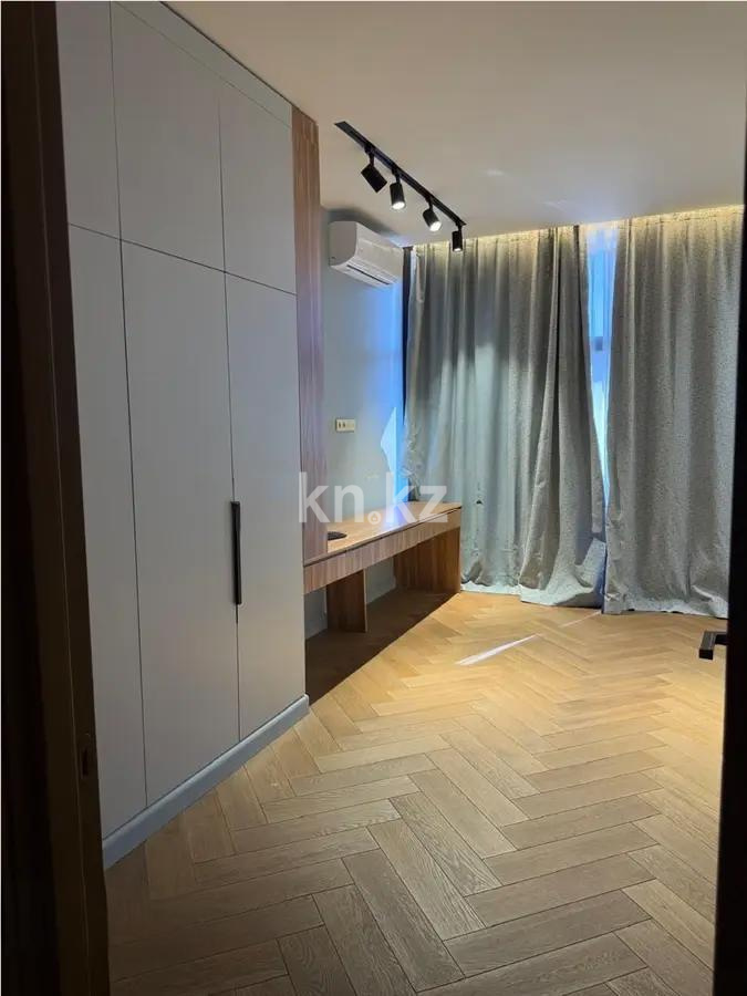 Продажа 4-комнатной квартиры, 300 м² в Караганде - фото 3
