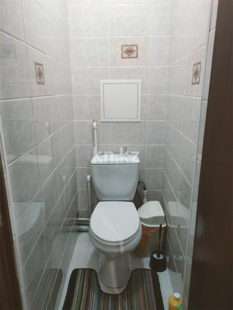 Продажа 3-комнатной квартиры, 60 м², ул. Жекибаева в Караганде - фото 17