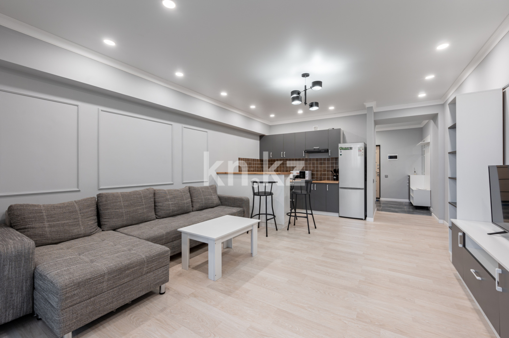 Аренда 1-комнатной квартиры посуточно, 50 м² в Алматы - фото 9