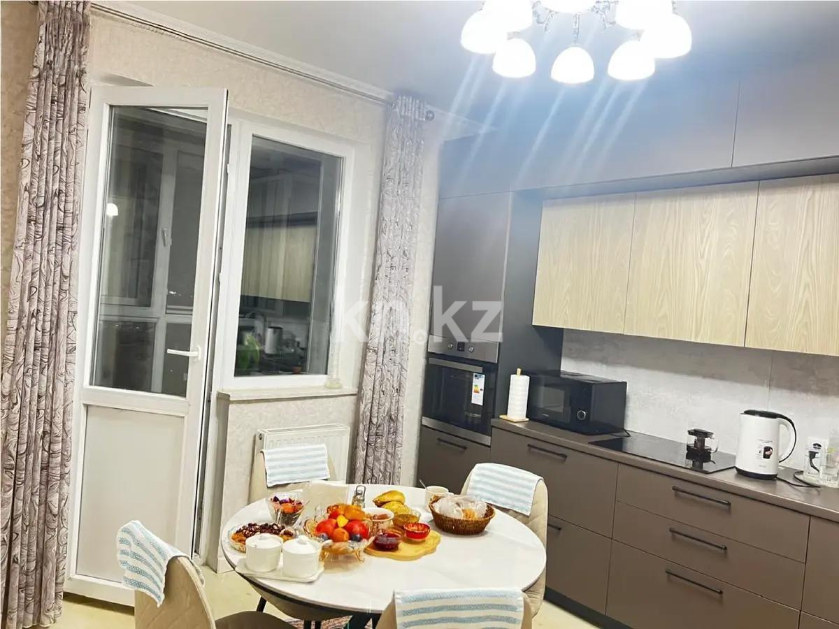 Продажа 3-комнатной квартиры, 97 м², пр. Момышулы, дом  12 в Астане - фото 3