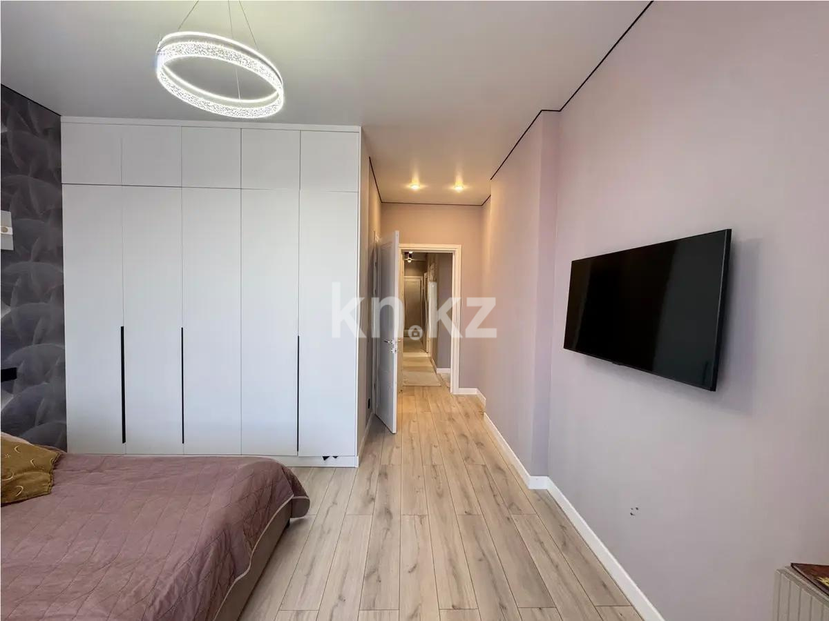 Продажа 4-комнатной квартиры, 132 м², пр. Туран, дом  43/3 в Астане - фото 3