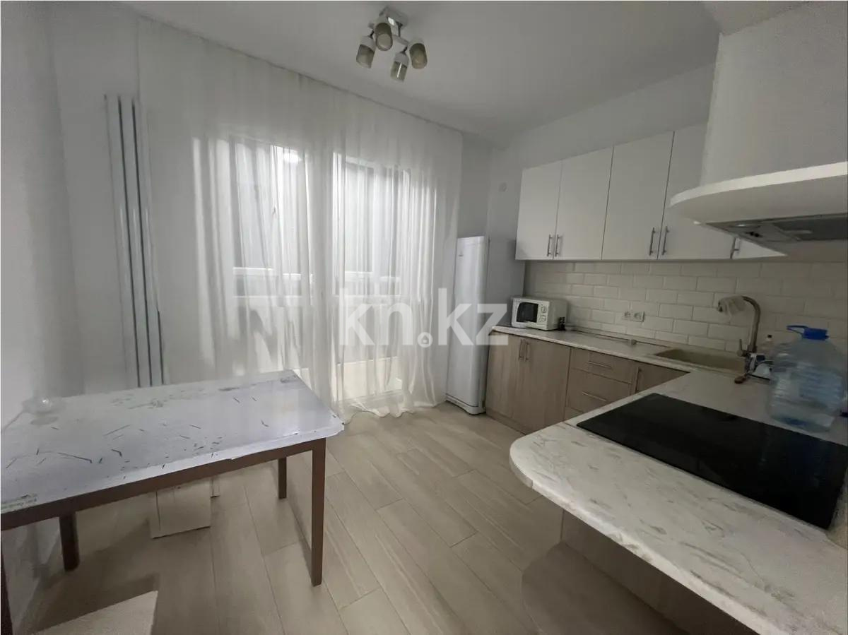 Продажа 3-комнатной квартиры, 67.9 м² в Алматы - фото 2