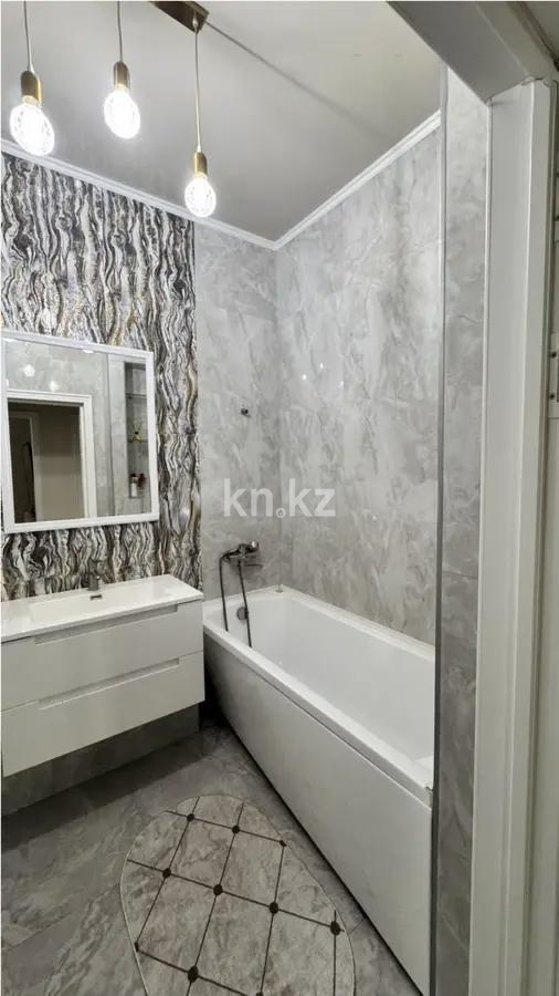 Продажа 2-комнатной квартиры, 70 м², пр. Мангилик Ел, дом  49 в Астане - фото 4