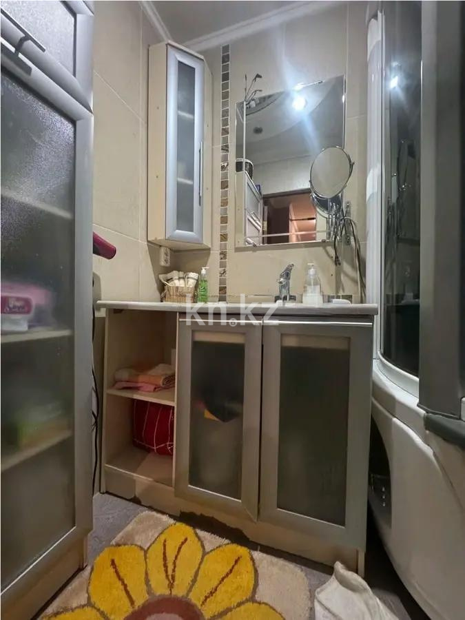 Продажа 4-комнатной квартиры, 74 м², ул. Крамского, дом  44/2 в Караганде - фото 5