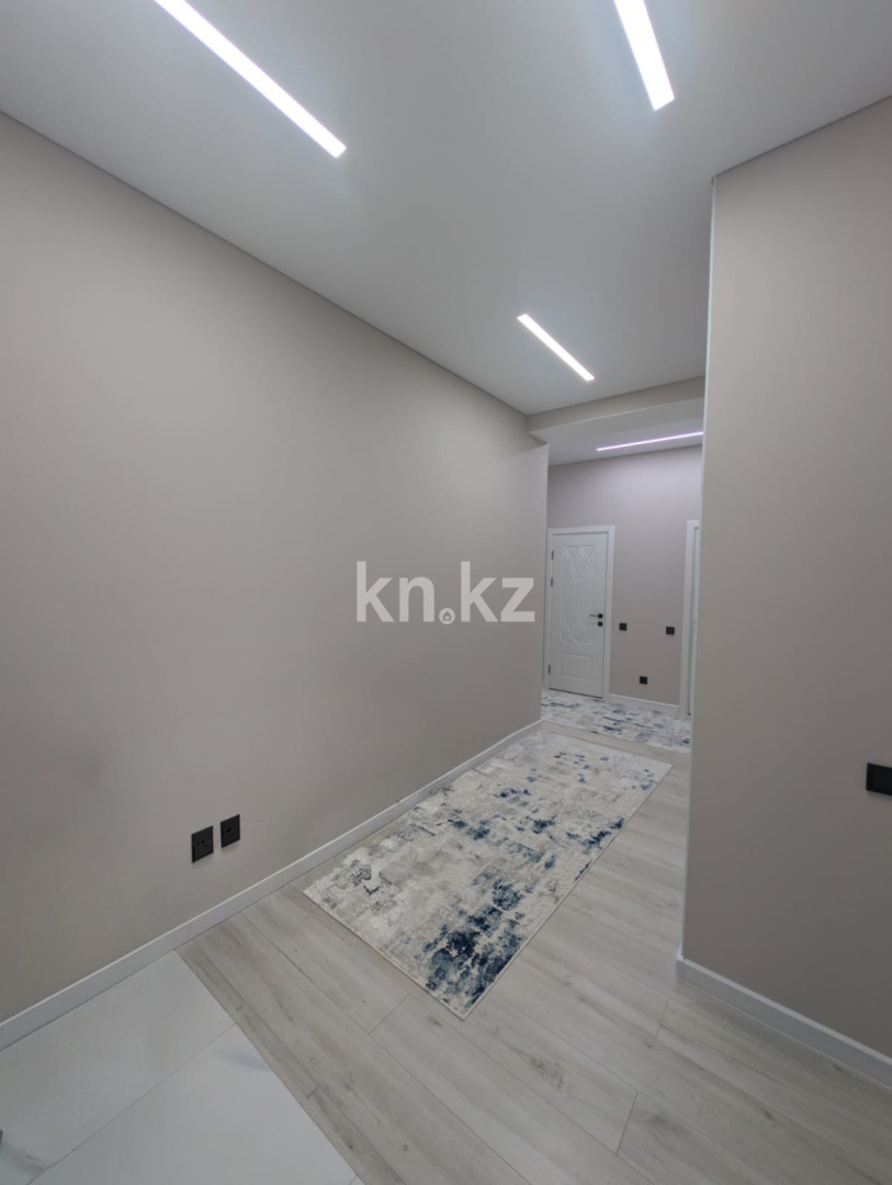 Продажа 3-комнатной квартиры, 100.2 м² в Уральске - фото 3