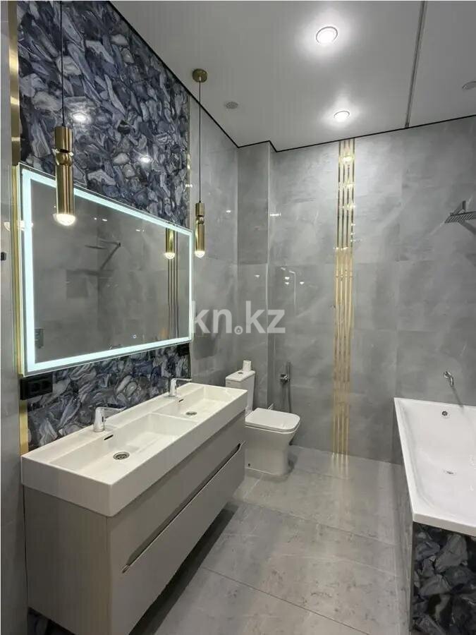 Продажа 4-комнатной квартиры, 145 м² в Астане - фото 4
