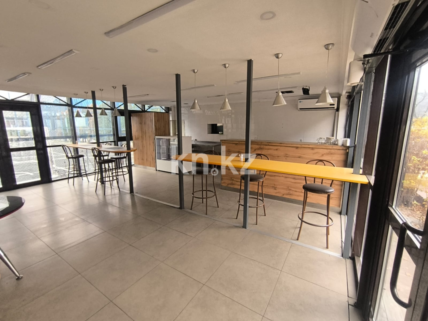 Аренда , Сейфуллина, дом  14 в Алматы - фото 4