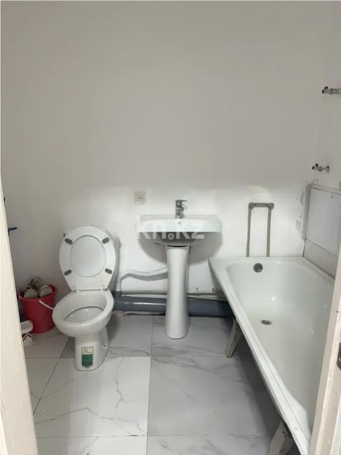 Продажа 3-комнатной квартиры, 75 м², ул. Тулебаева, дом  1 в Астане - фото 4