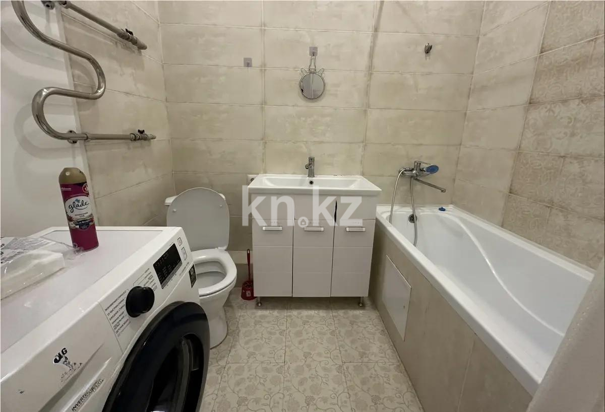 Продажа 1-комнатной квартиры, 42 м², ул. Анет баба, дом  9 в Астане - фото 3