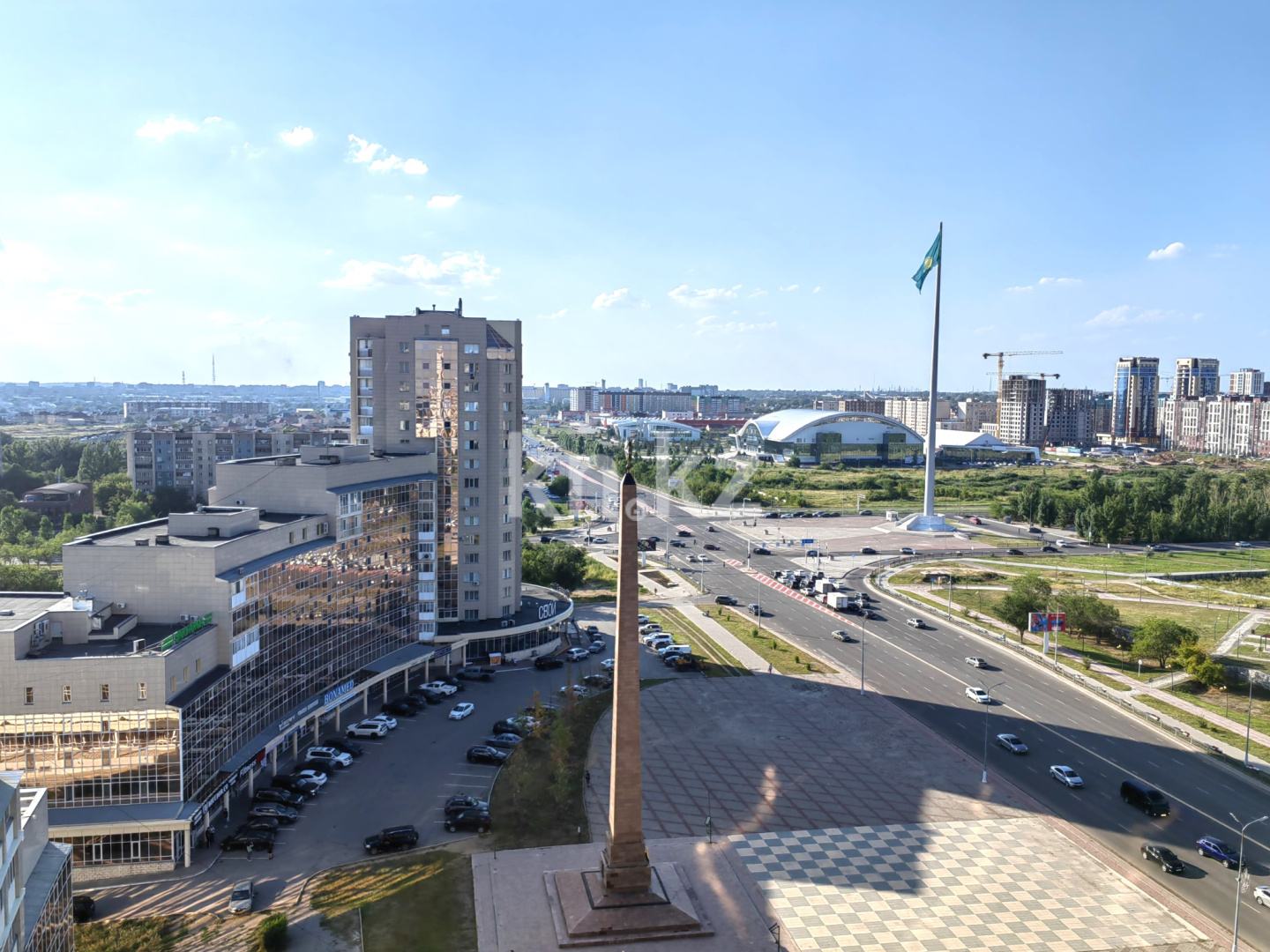 Продажа 4-комнатной квартиры, 122 м², пр. Республики, дом  40 в Караганде - фото 26