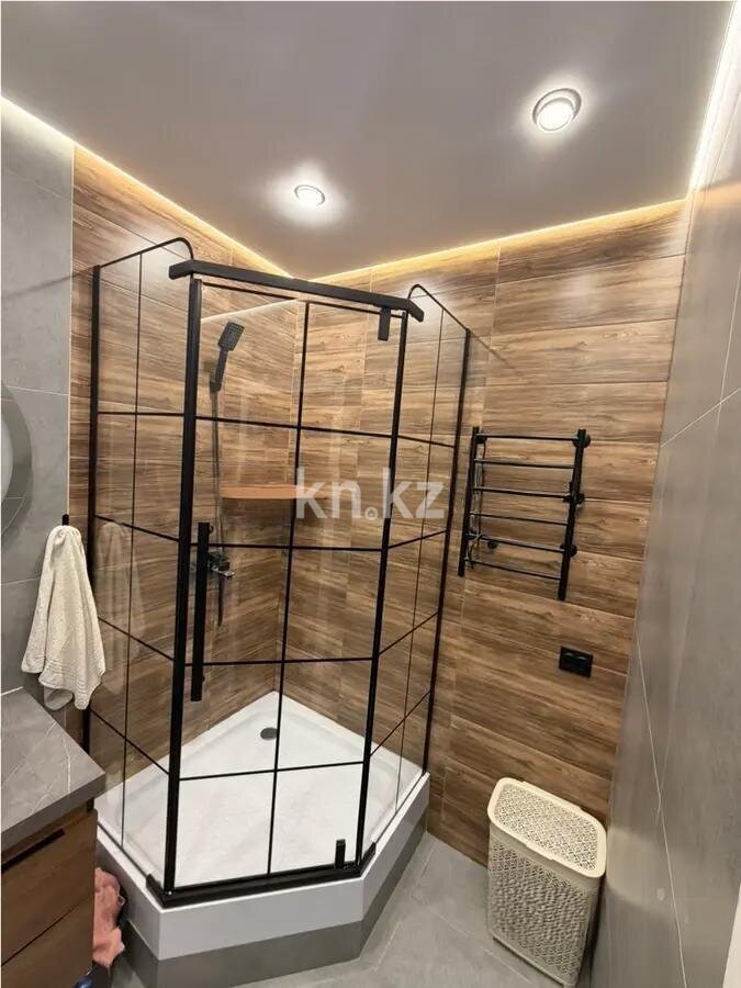 Продажа 2-комнатной квартиры, 48.5 м² в Алматы - фото 4
