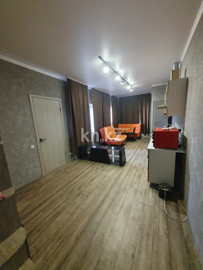 Аренда 1-комнатной квартиры, 45 м² в Караганде