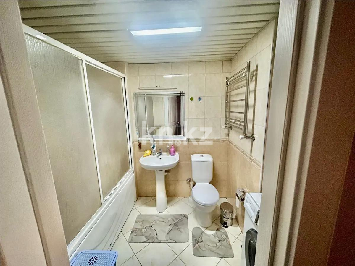 Продажа 2-комнатной квартиры, 65 м² в Алматы - фото 4