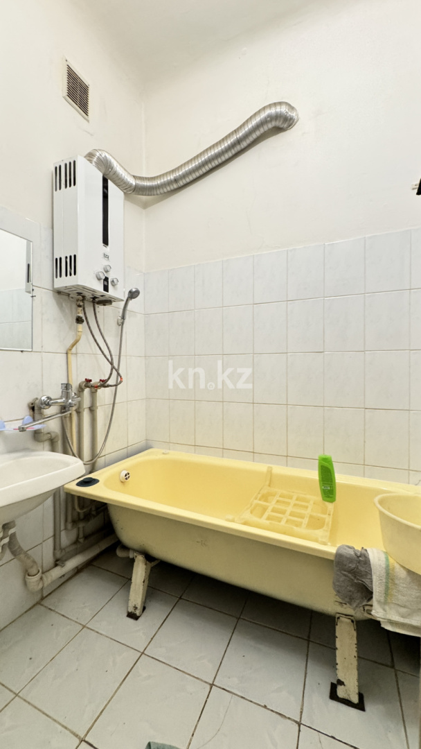 Продажа 2-комнатной квартиры, 50 м², Толе би, дом  51 в Таразе - фото 6