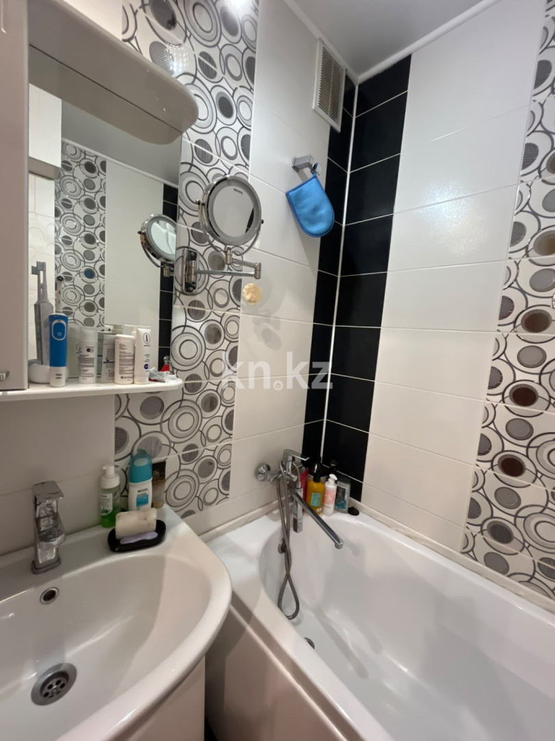 Продажа 4-комнатной квартиры, 84 м² в Караганде - фото 12