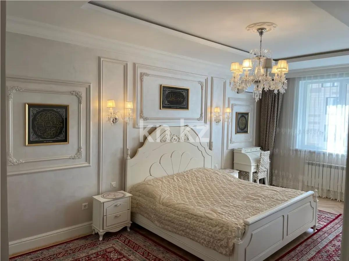 Продажа 5-комнатной квартиры, 220 м², ул. Достык, дом  10 в Астане - фото 3
