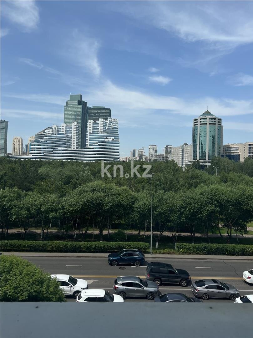 Продажа 4-комнатной квартиры, 206 м² в Астане - фото 29