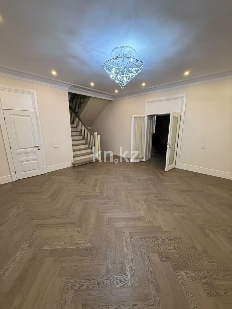Продажа 7-комнатного дома, 550 м² в Караганде - фото 34