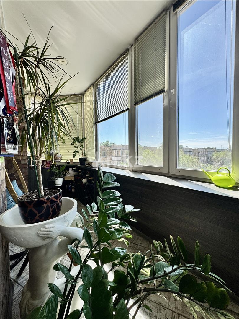 Продажа 3-комнатной квартиры, 160 м², ул. Аманжолова, дом  41 в Караганде - фото 9